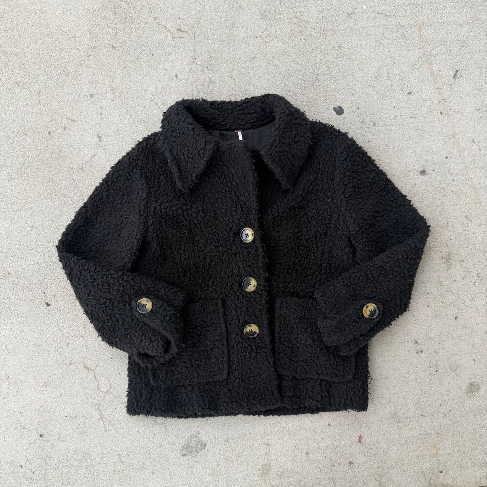 Free People Sherpa Jacket Women’s Size Medium Big Button Fashion - Picture 1 of 8